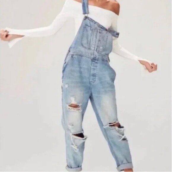 BDG Denim - BDG Oversized Distressed Denim Overalls from Urban Outfitters Size XS